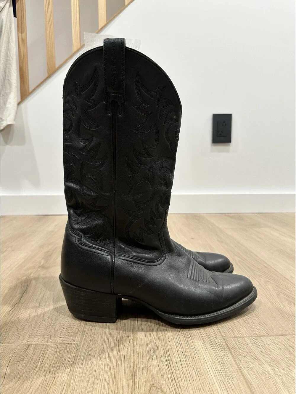 Ariat this used